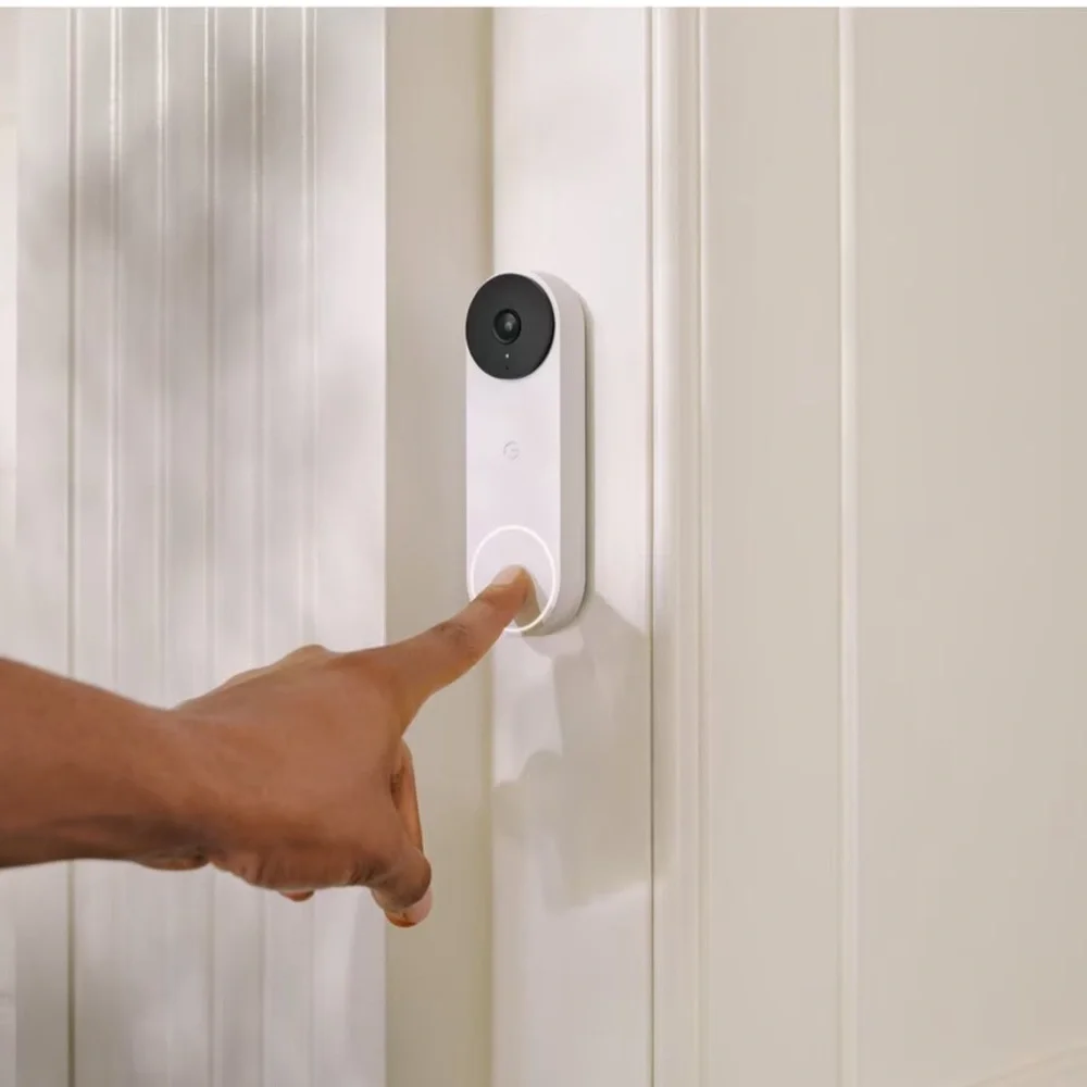 NIB Google Nest Smart Doorbell in White and Black 2 generation